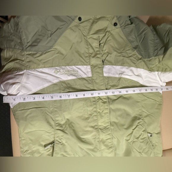🎉HP🎉Columbia ski jacket - Picture 16 of 16